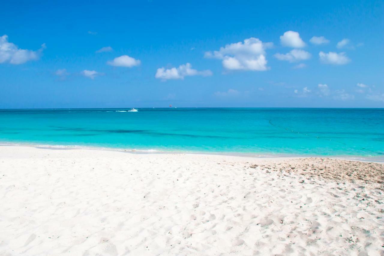 Island Club Turks & Grace Bay Place Luaran gambar